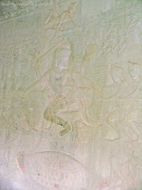 050530_Angkor_Wat_387