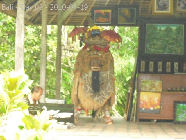 20100414_Bali-MonkeyForrest-Tannah Lot_(13 of 36)
