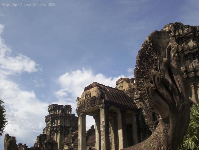 050530_Angkor_Wat_222