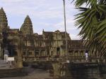 050530_Angkor_Wat_402